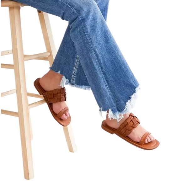 Free People Shoes - Free People Winding River Leather Sandals